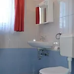 Apartmaji Srnca *