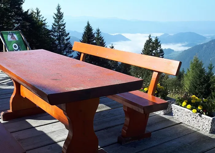 Apartmaji Srnca Cerkno